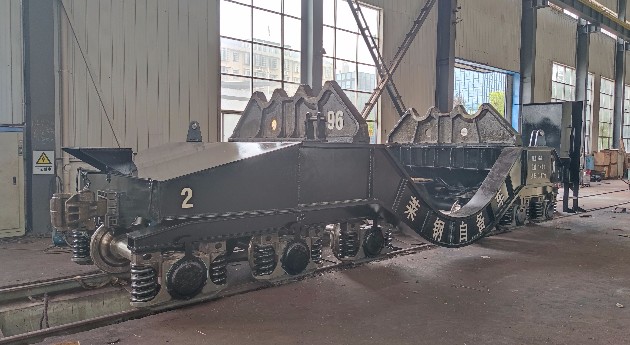 140噸鐵水車(chē)2.jpg 140噸鐵水車(chē)2.jpg